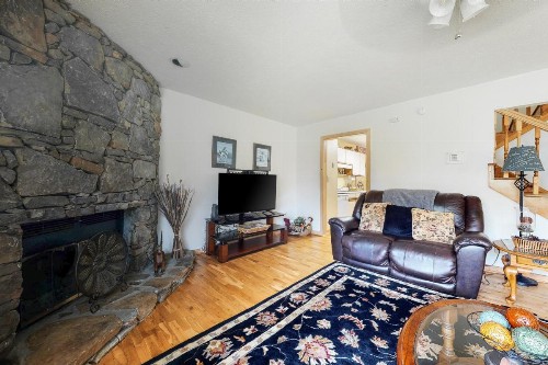 Cool River Condo I - image 11