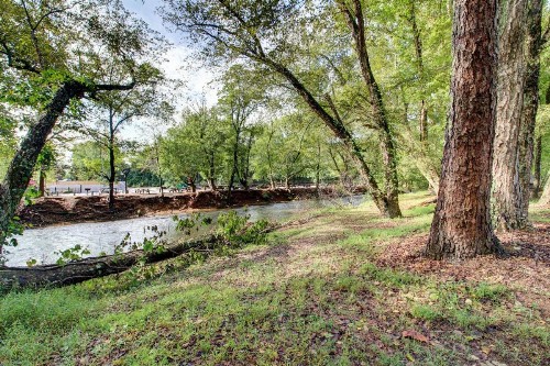 Cool River Condo I - image 6