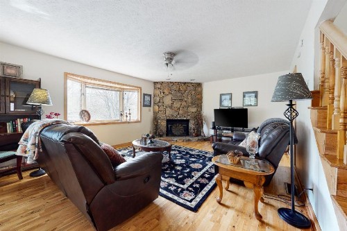 Cool River Condo I - image 9