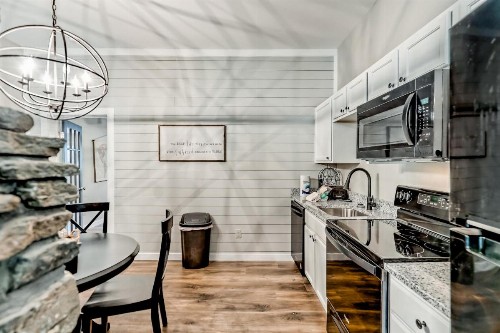 Upcountry Inn - image 9