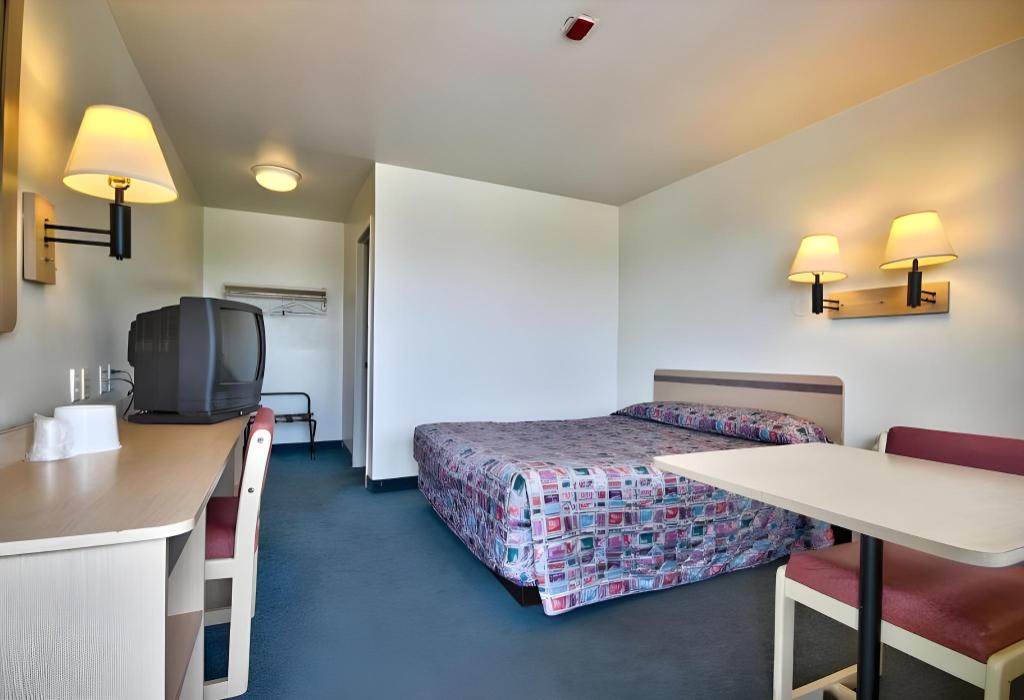 America's Best value Inn & Suites-Helena - image 7