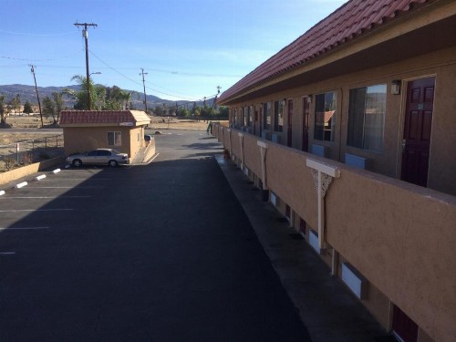Vagabond Inn Hemet - image 1