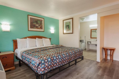 Vagabond Inn Hemet - image 4