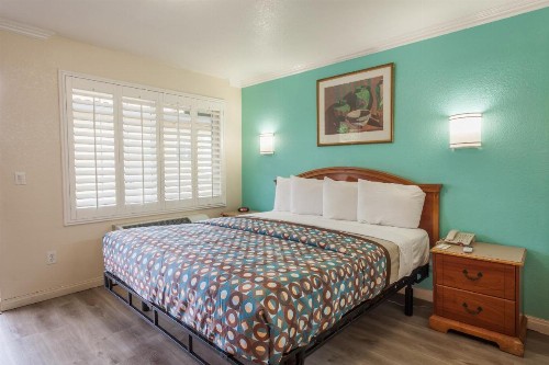 Vagabond Inn Hemet - image 5