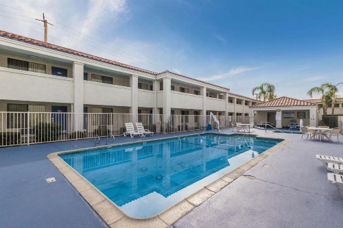 Motel 6 Hemet - image 15