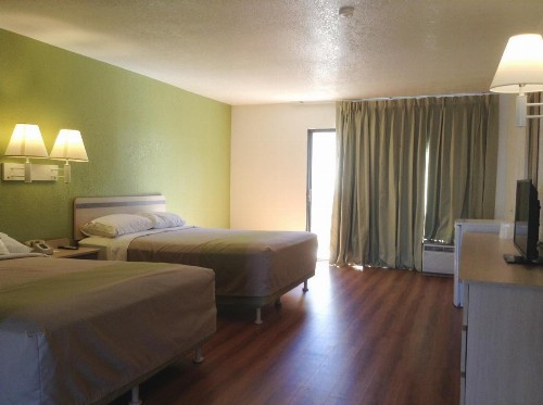 Motel 6 Hemet - image 24
