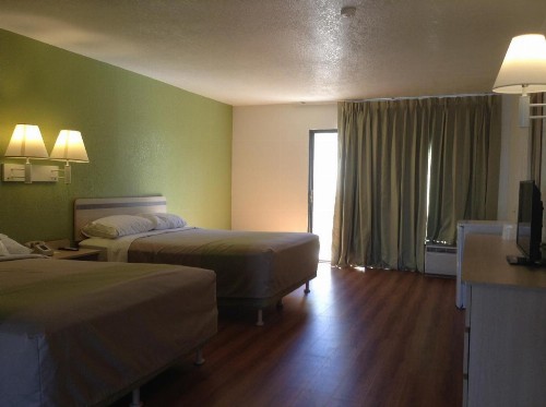 Motel 6 Hemet - image 3