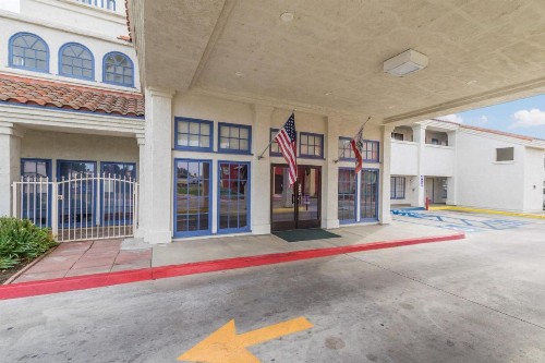 Motel 6 Hemet - image 37