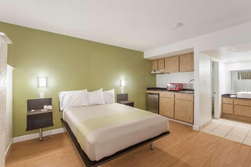 Motel 6 Hemet - image 39