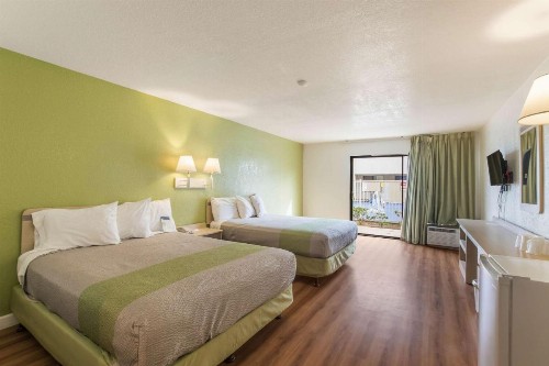 Motel 6 Hemet - image 43