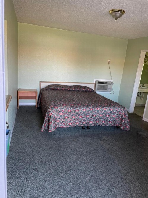 RAMONA MOTEL - image 2