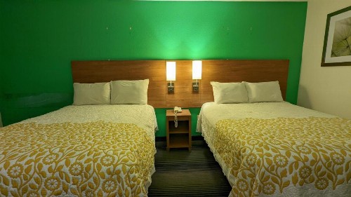 Budget Host Inn Henderson - image 16