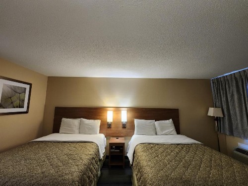 Budget Host Inn Henderson - image 18