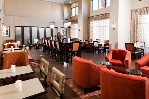 Hampton Inn & Suites Las Vegas South - image 25