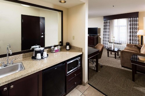 Hampton Inn & Suites Las Vegas South - image 26