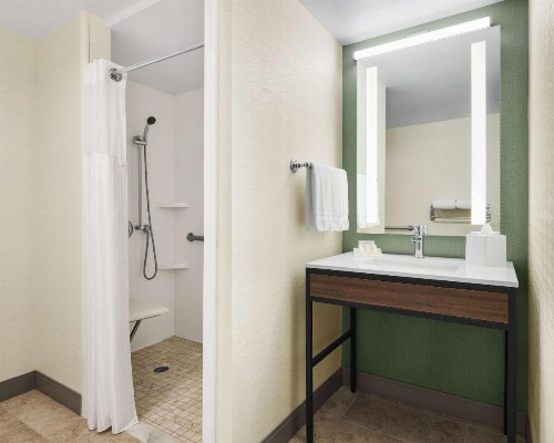 Hilton Garden Inn Las Vegas/Henderson - image 12
