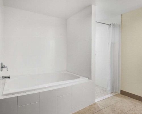 Hilton Garden Inn Las Vegas/Henderson - image 13
