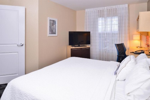 TownePlace Suites by Marriott Las Vegas Henderson - image 11