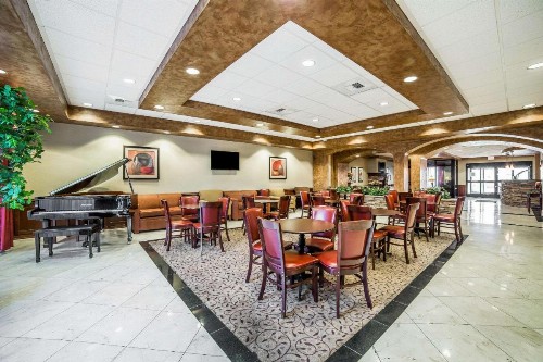 Comfort Inn & Suites Henderson - Las Vegas - image 40