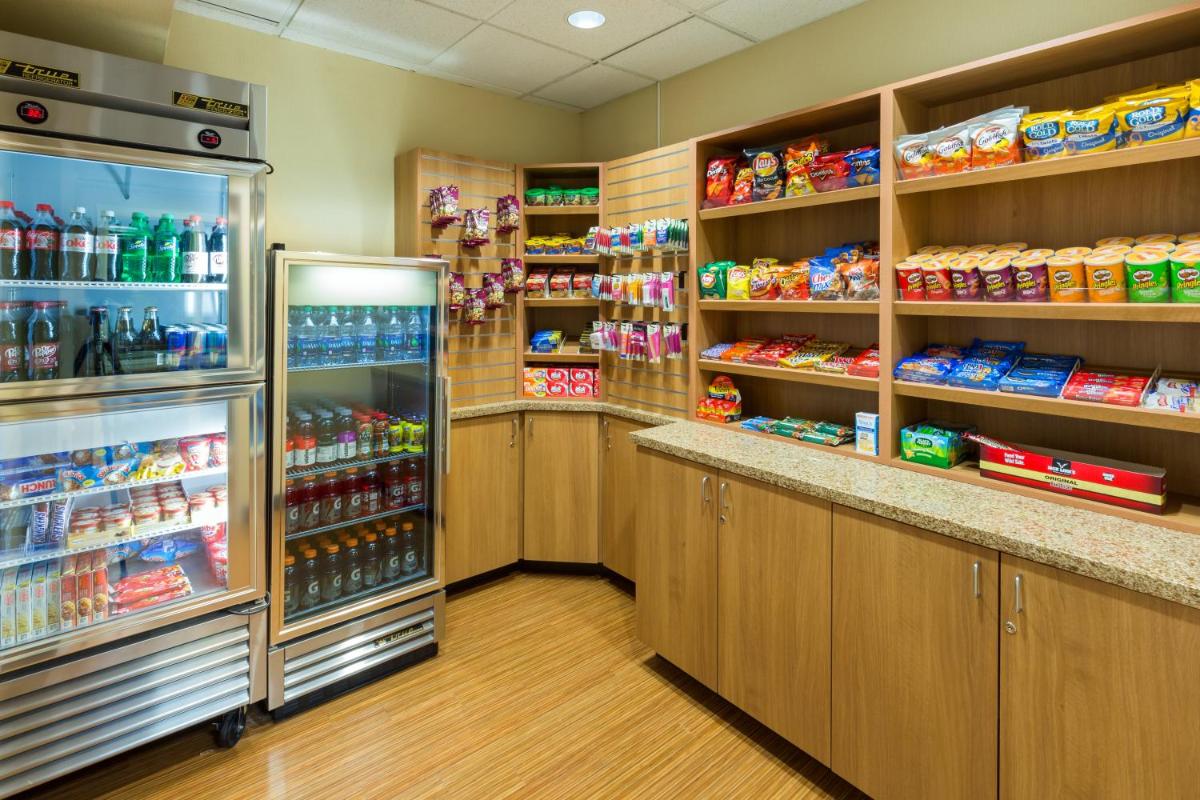 Holiday Inn Express Hotel and Suites - Henderson an IHG Hotel - image 6