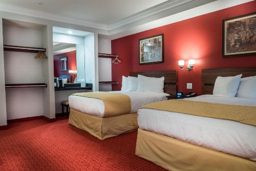Skyline Hotel and Casino - image 32