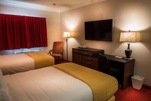 Skyline Hotel and Casino - image 37