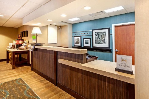Hampton Inn Hendersonville - image 16