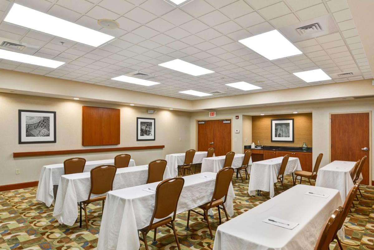 Hampton Inn Hendersonville - image 7