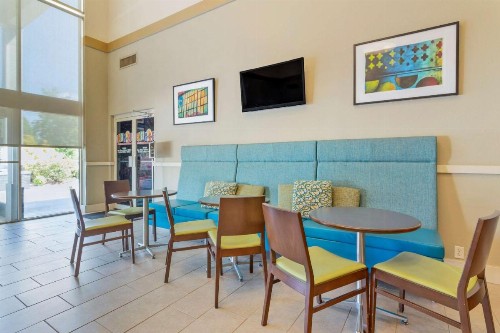 Best Western Hendersonville Inn - image 19