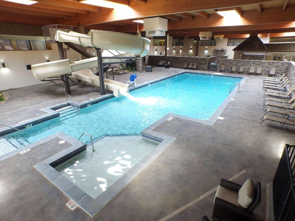 Cascades Mountain Resort Ascend Hotel Collection - main image