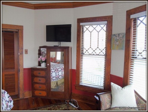 The Charleston Inn - image 20