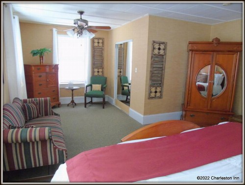 The Charleston Inn - image 9