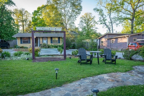 CedarWood Inn - image 15