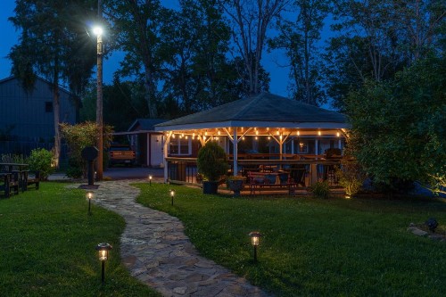 CedarWood Inn - image 22