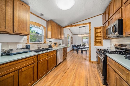 CedarWood Inn - image 36