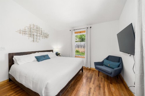 CedarWood Inn - image 49
