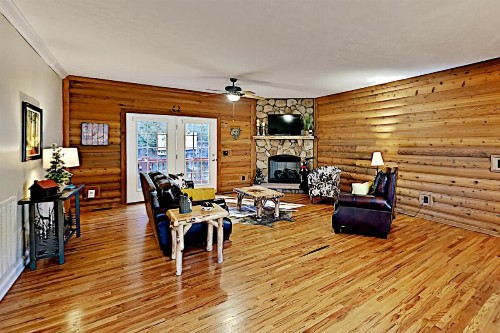 Country Home - Huge Porch - Near Hendersonville home - image 6