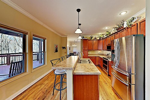Country Home - Huge Porch - Near Hendersonville home - image 8