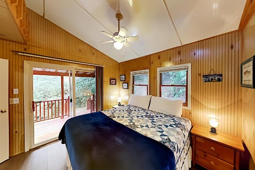 Idyllic Creekside Retreat with Private Waterfall cabin