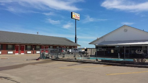 Green Country Inn - image 9