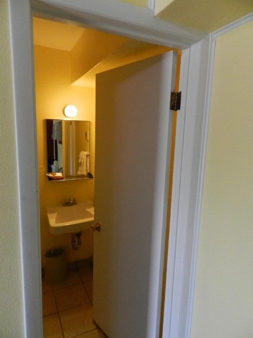 Hermann Motel - image 11