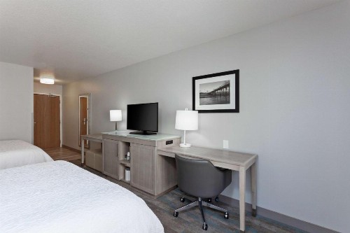 Hampton Inn & Suites Hermosa Beach - image 5