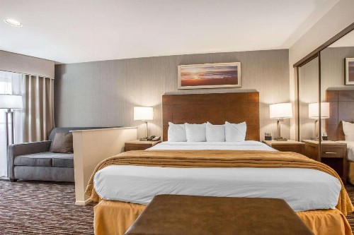 Quality Inn & Suites Hermosa Beach - image 32