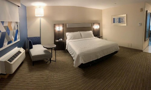 Holiday Inn Express Hotel & Suites Hermosa Beach an IHG Hotel - image 34