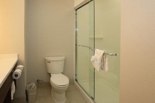 Holiday Inn Express Hotel & Suites Hesperia an IHG Hotel - image 22