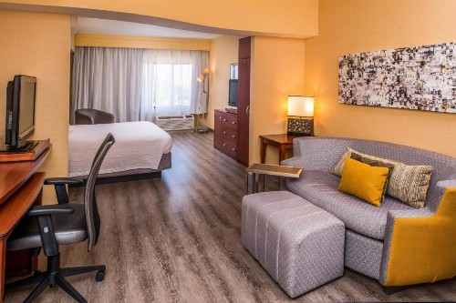Courtyard by Marriott Victorville Hesperia - image 25