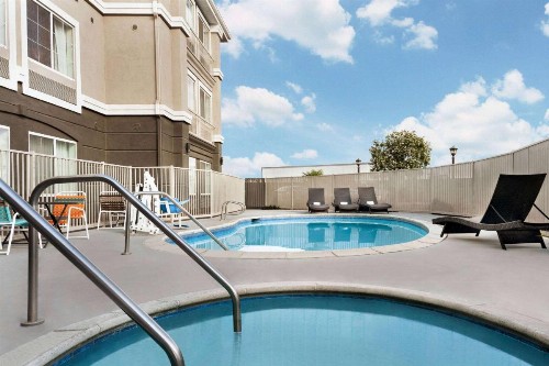 La Quinta by Wyndham Hesperia Victorville - image 25