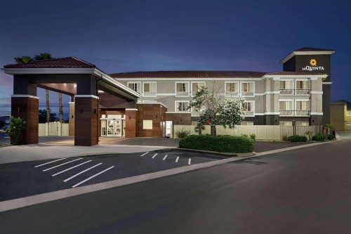 La Quinta by Wyndham Hesperia Victorville - image 5