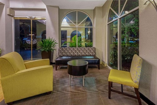La Quinta by Wyndham Miami Lakes - image 26