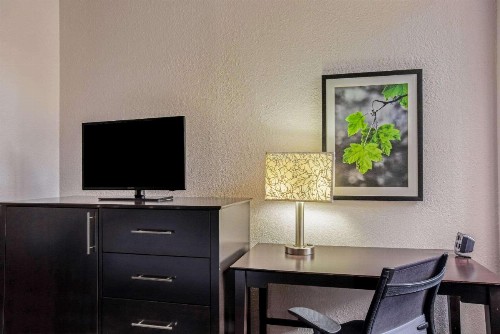 La Quinta by Wyndham Miami Lakes - image 28